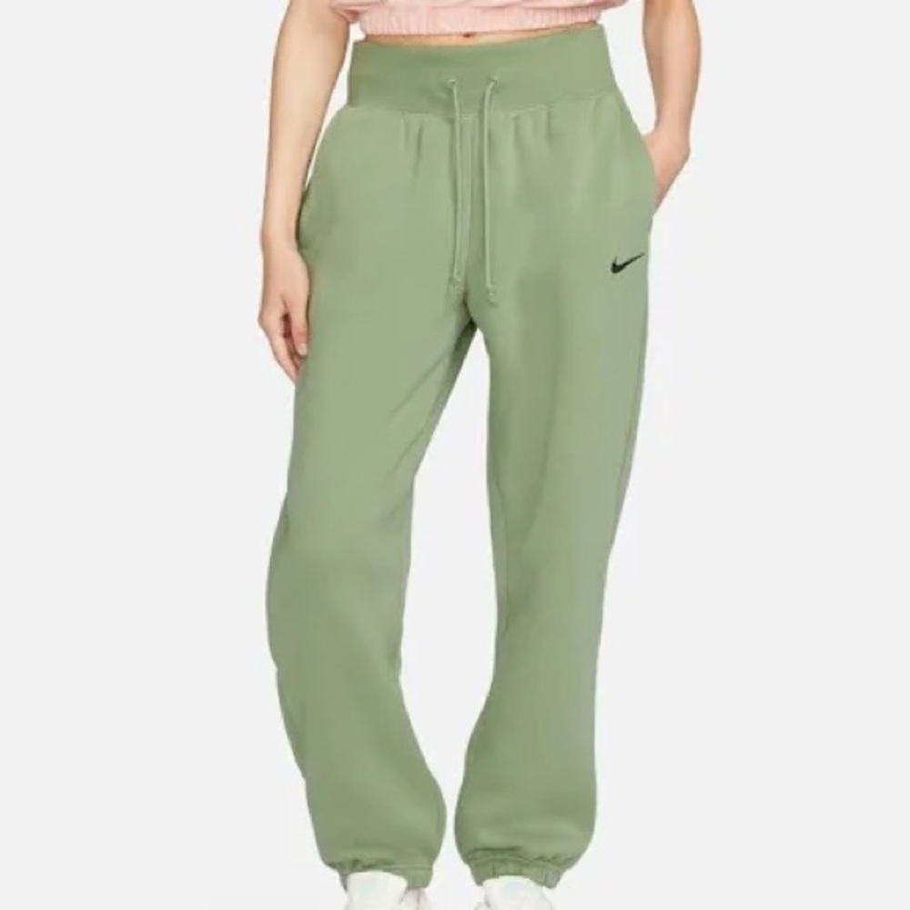WOMEN'S NIKE SPORTSWEAR PHOENIX FLEECE OVERSIZED HIGH-WAIST JOGGER PANTS